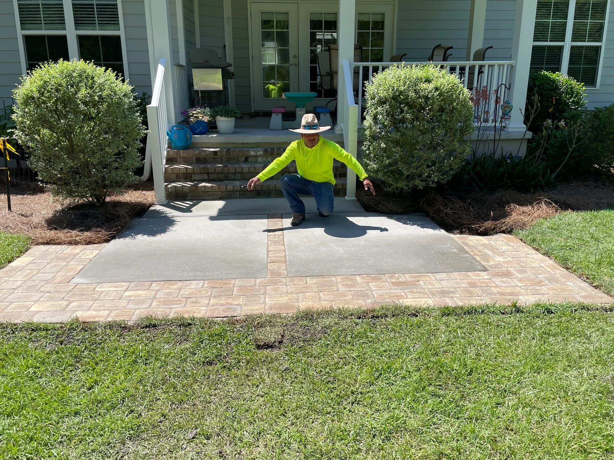 Miguel Godinez - Tigers Hardscape owner